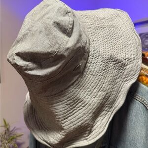 Coolibar Textured Gray Hat